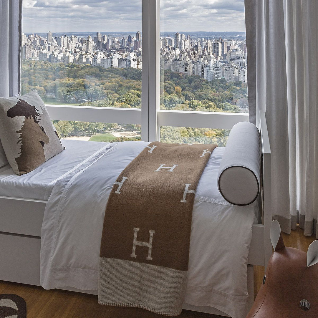 Elegancki Kaszmirowy Koc - Isabelle-Czarny-140x170 cm-Trend Polska