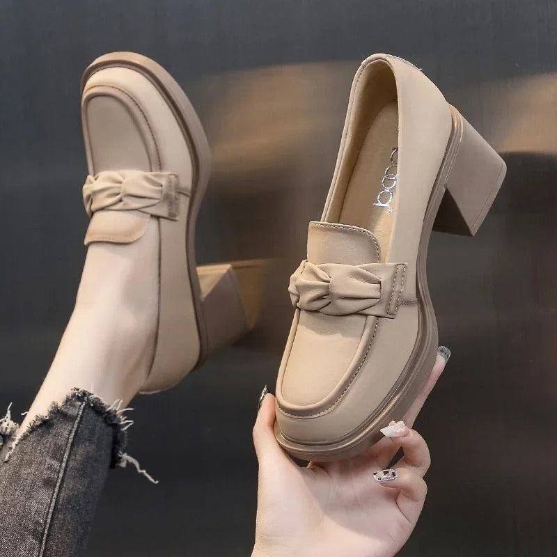 Eleganckie buty damskie z kwadratowym obcasem – Seraphina-Beżowy-35-Trend Polska