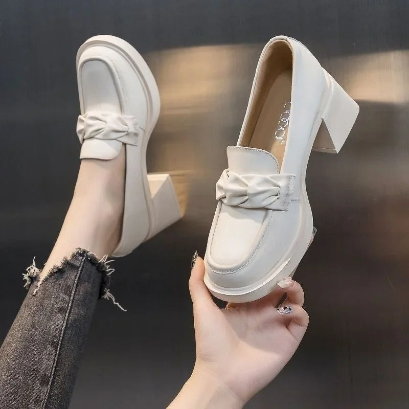 Eleganckie buty damskie z kwadratowym obcasem – Seraphina-Biały-35-Trend Polska