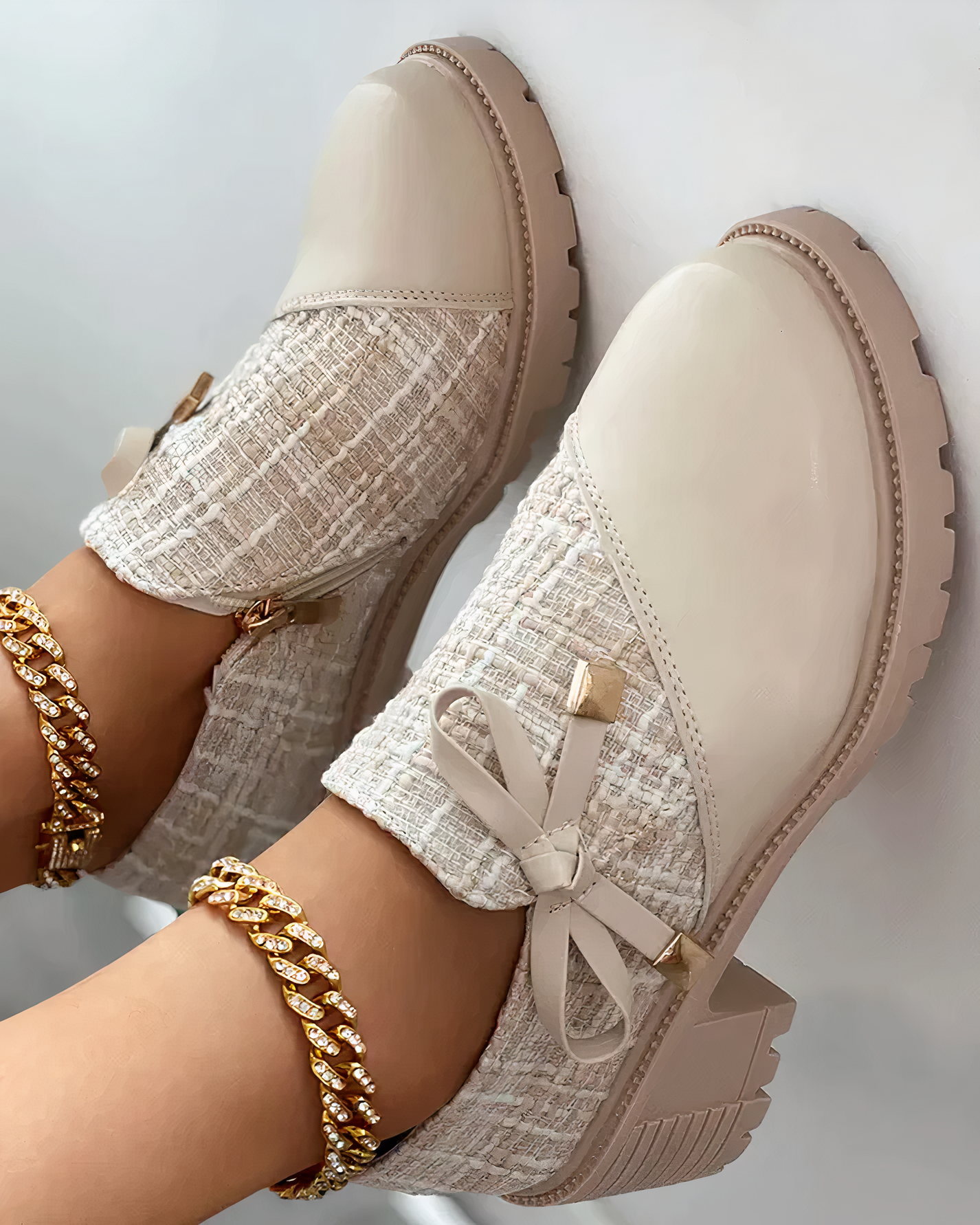 Eleganckie buty na słupku z ostro zakończonymi akcentami – Florina-Czarny-35-Trend Polska