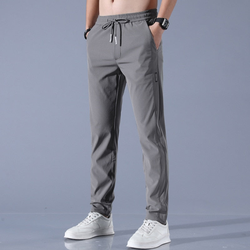 EliteFlex Chino | Stylowe spodnie męskie regular fit z stretchu-Ciemnoszary-M-Trend Polska
