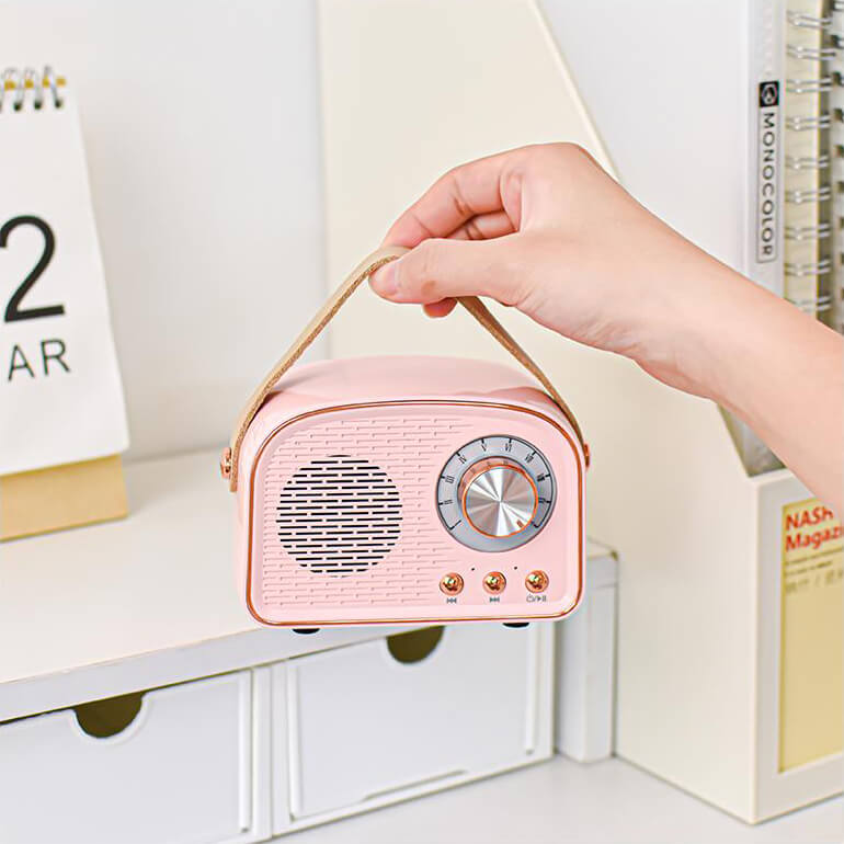 Vintage Bluetooth głośnik z radioodbiornikiem FM – RetroVibe