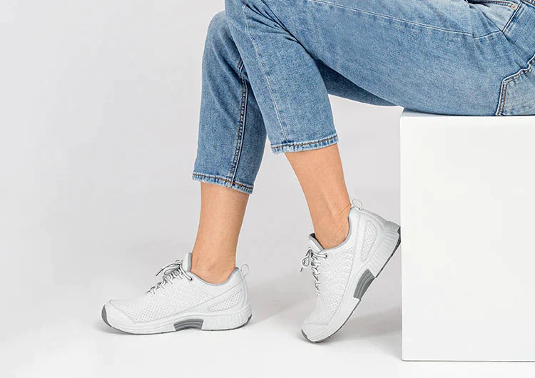 Ergonomiczne buty komfortowe z ortopedycznym wsparciem – Milena-Biały-35-Trend Polska