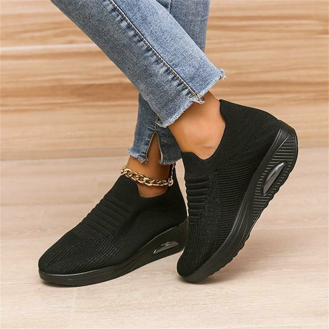 Ergonomiczne sneakersy z siateczki z systemem wentylacji dla kobiet – Alina-Czarny-35-Trend Polska