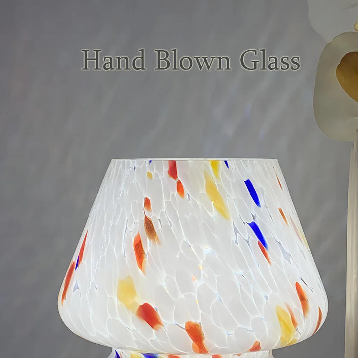 Estetyczna szklana lampa grzybowa - LumiMush-Biała kropka-Trend Polska