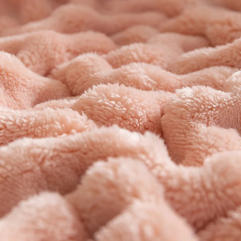 Extra miękka flanelowa kołdra - PlushBubble-Róża-70x100cm-Trend Polska