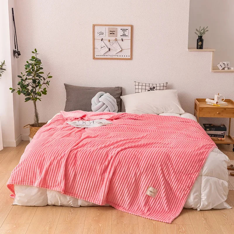 Gruba Flanellen Koc Jesienny - WarmHaven-Różowy-70x100cm-Trend Polska