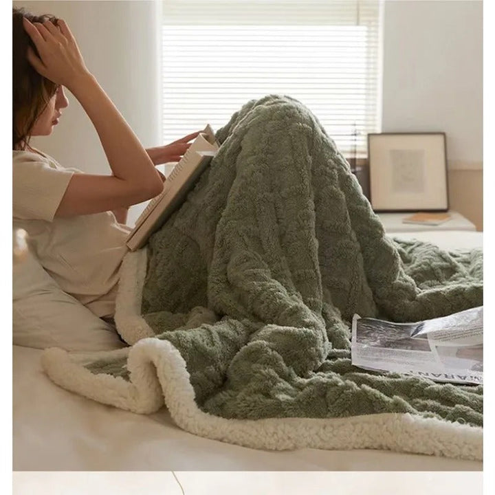 Gruba zimowa wełniana kołdra - WarmWool-Ciemnobrązowy-70x100cm-Trend Polska