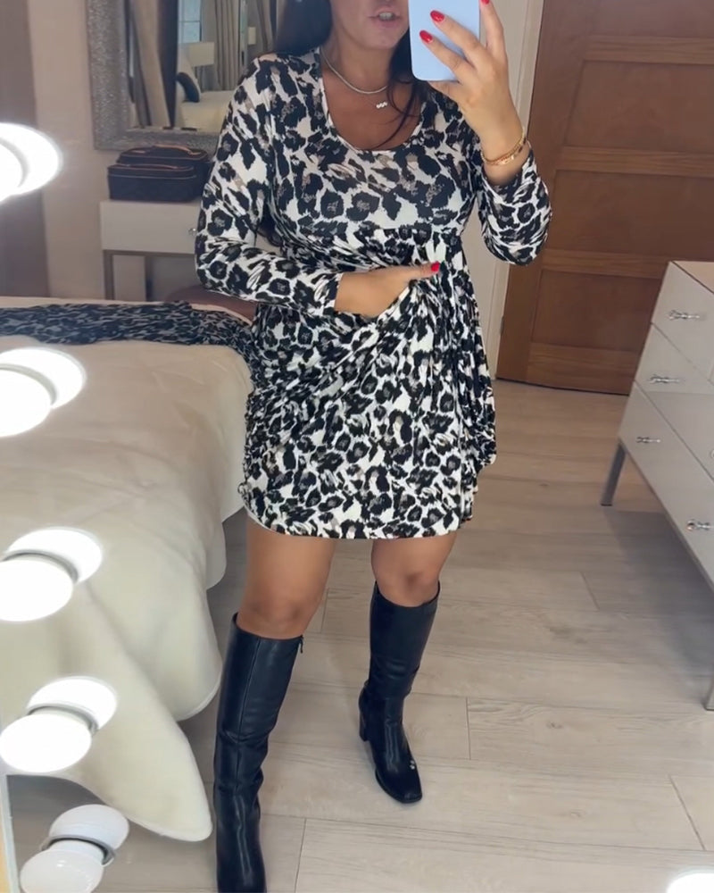 Sukienka jesienna w sлату z leopardowym printem – Leona