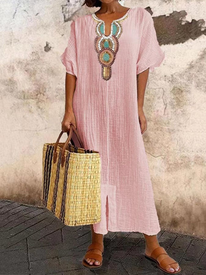 Kaftan Maxi-sukienka z haftami – Yasmin-Różowy-XS-Trend Polska