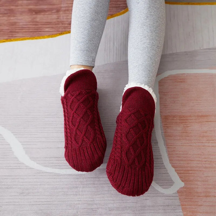 Kaszmirowe Kapcie Verdikte – CozySteps-Czerwony-35-39-Trend Polska