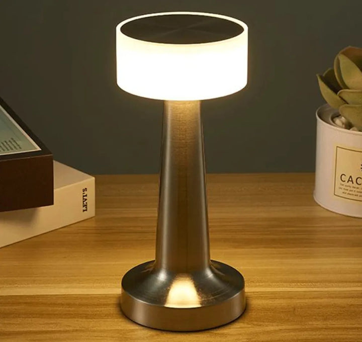 Klasyczna Bezprzewodowa Przenośna Lampa Stołowa LED - LumiCrest-Srebrny-Trend Polska