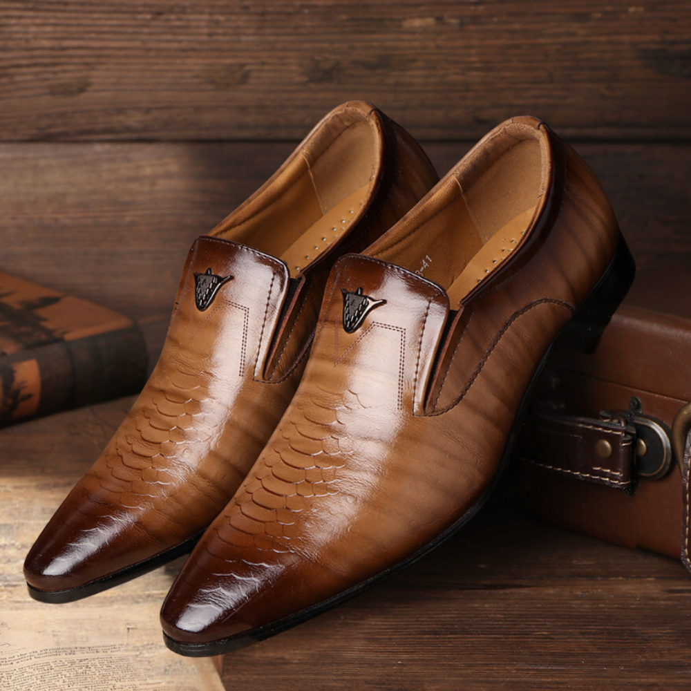 Klasyczne i Stylowe Buty Męskie - Dario-Czarny-39-Trend Polska