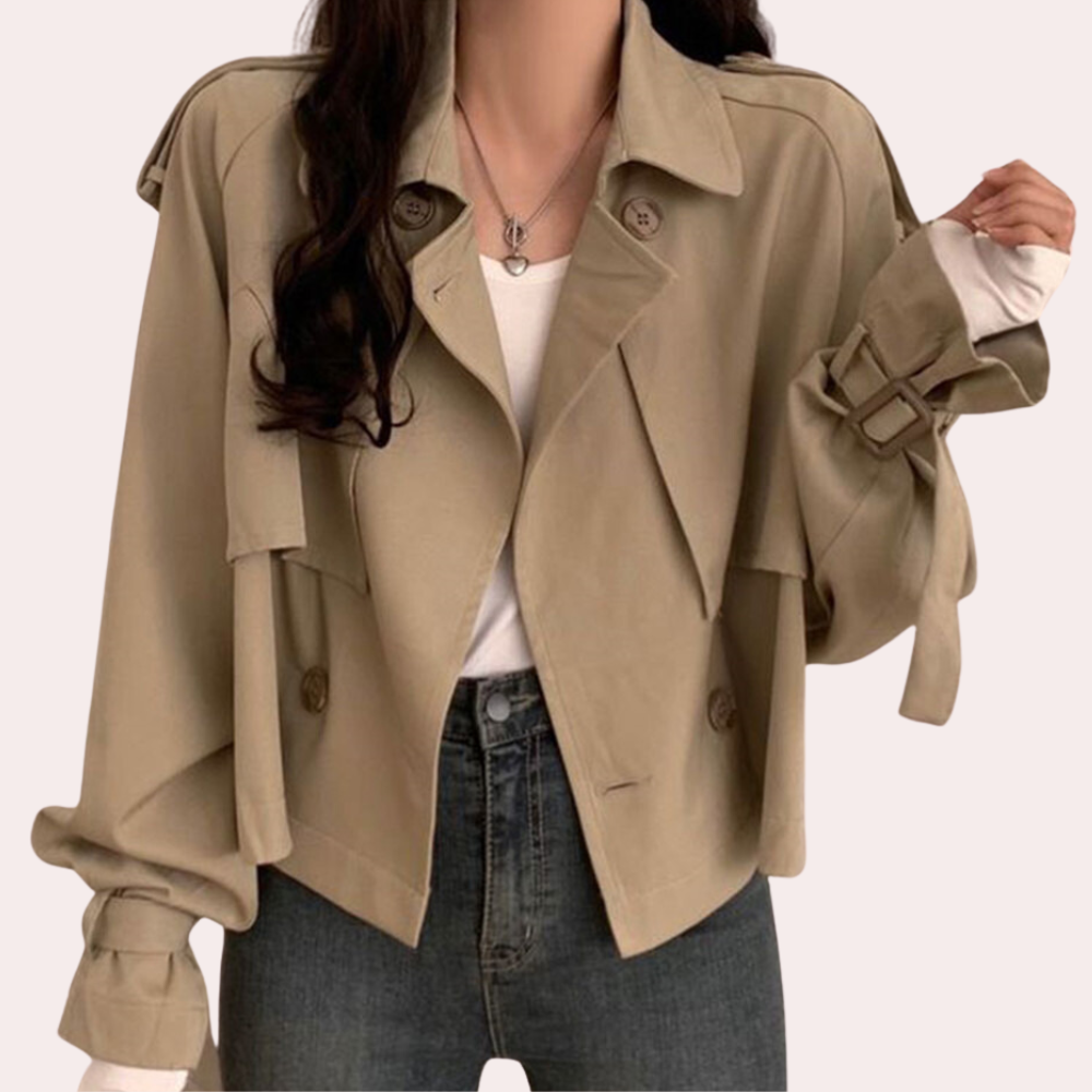 Krótki płaszcz damski o nowoczesnym wyglądzie - Sienna-Khaki-Trend Polska