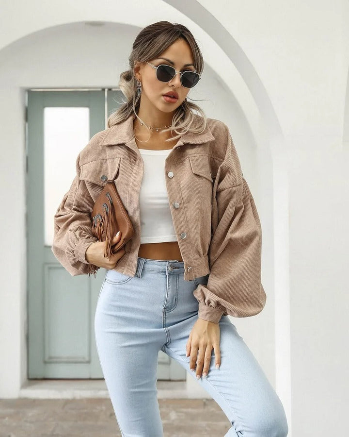 Krótkie dżinsowe kurtki z klasą – Amira-Khaki-S-Trend Polska