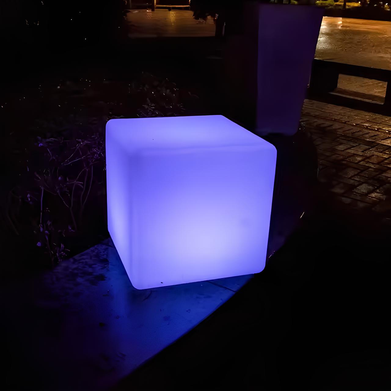 Kubus Lampa ogrodowa - LumaCube-10 cm-Trend Polska