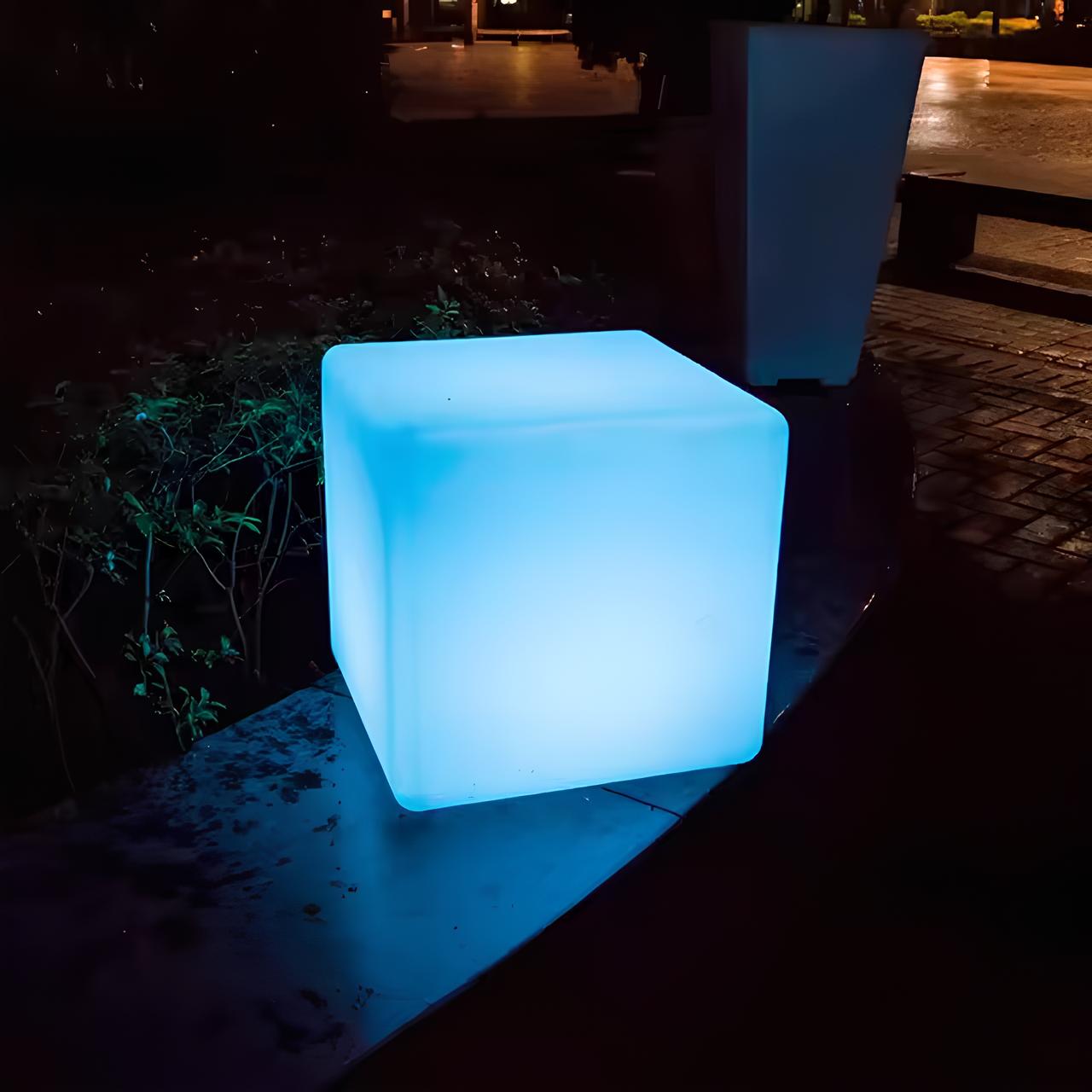 Kubus Lampa ogrodowa - LumaCube-10 cm-Trend Polska