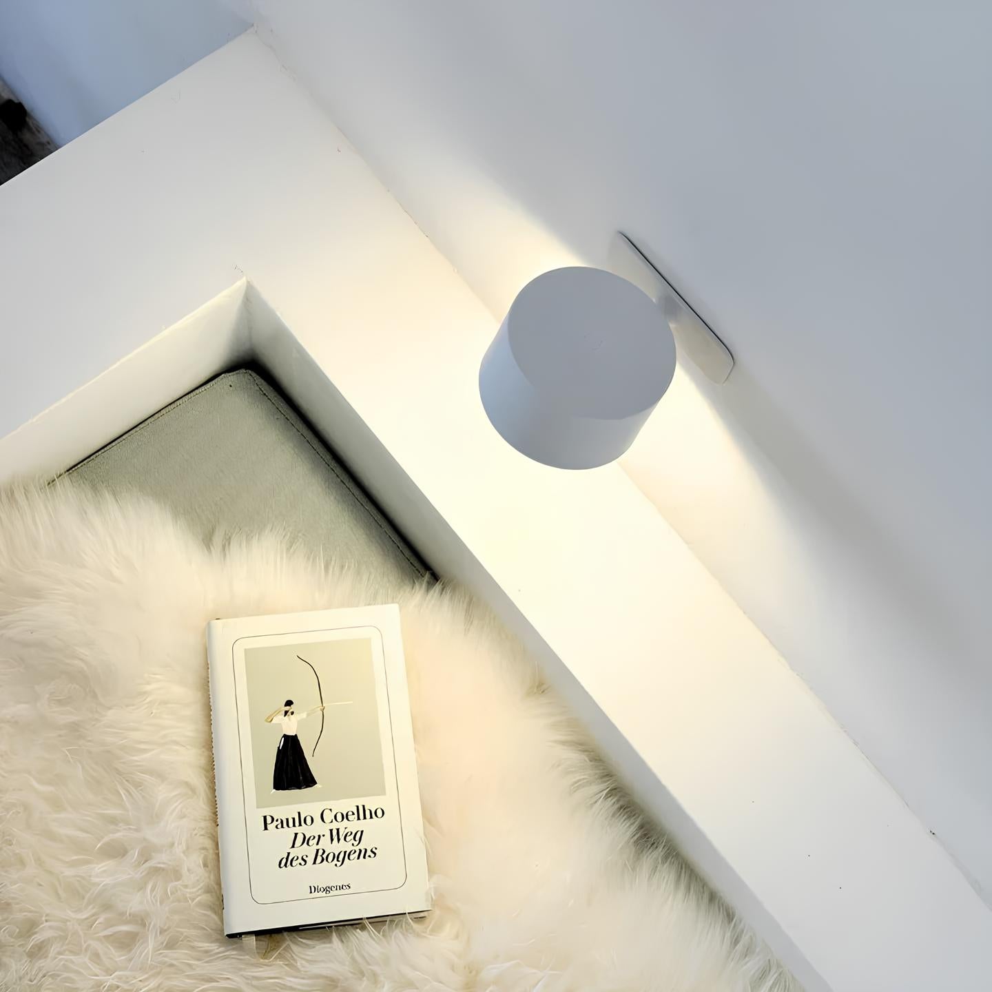 Lampa ścienna bezprzewodowa z funkcją ładowania - LumoFlex-Biały-Touch Kontrola-Trend Polska