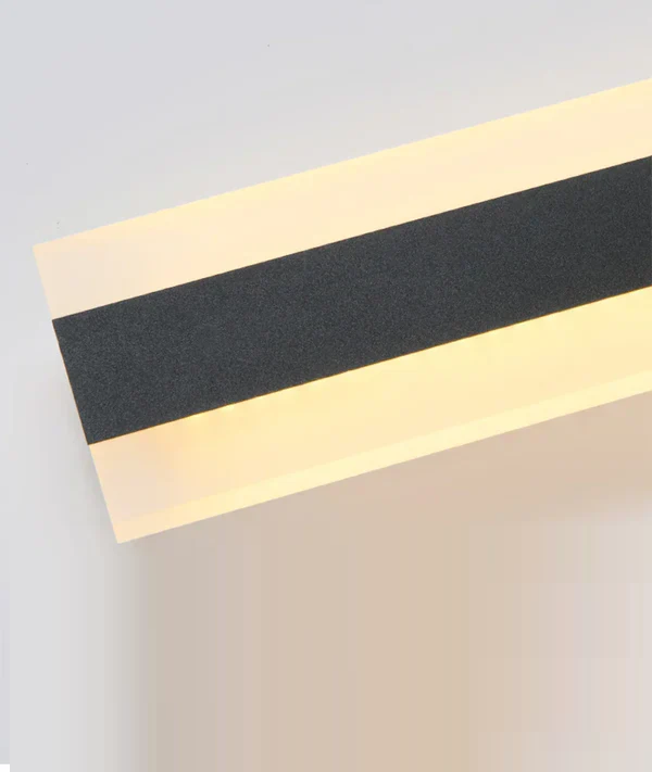 Lampa ścienna zewnętrzna odporna na warunki atmosferyczne - RainGuard Light
