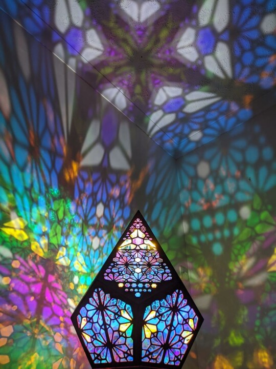 Lampa stołowa LED w stylu witrażowym - LumiAura-Trend Polska