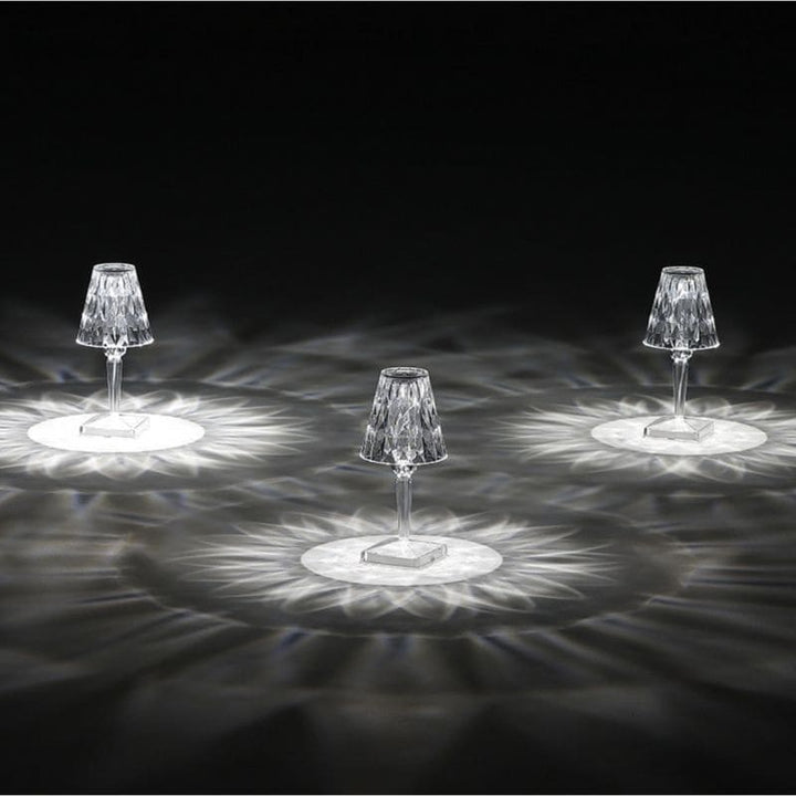 Lampa stołowa z kryształami akrylowymi - LuxeGlow-Trend Polska