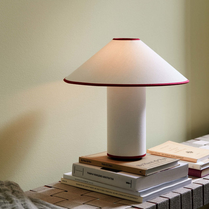 Lampa stołowa z tkaninowym kloszem – Lunara-Czerwony + Biały-Trend Polska