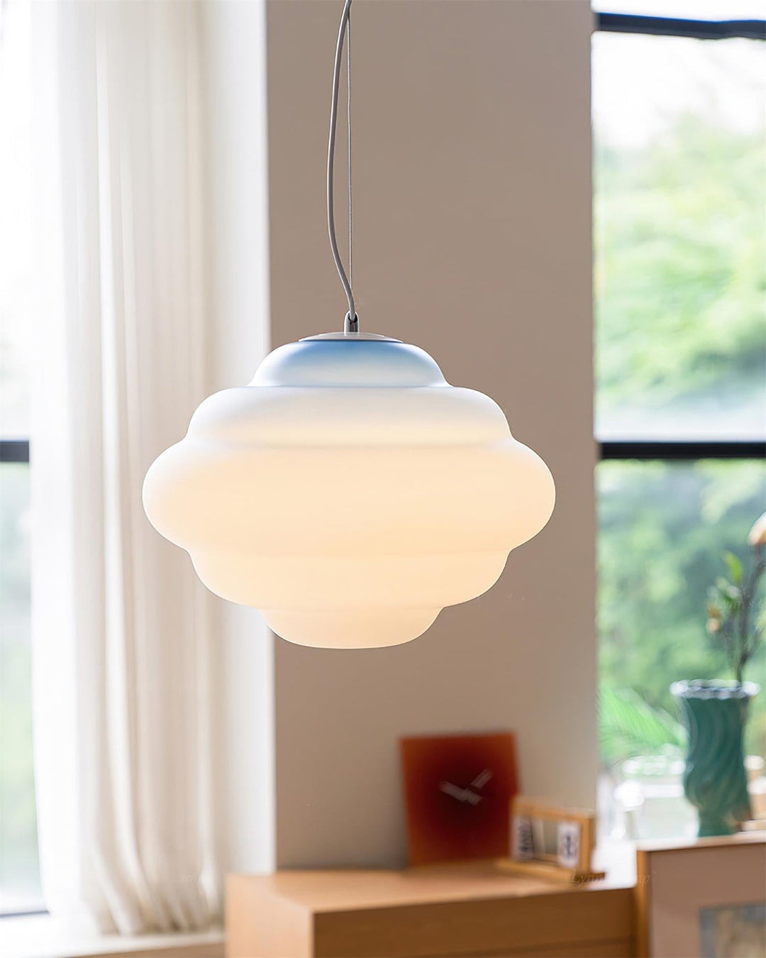 Lampa wisząca z gradientem i miękkim rozproszeniem światła - Aérola-Czerwony-Trend Polska