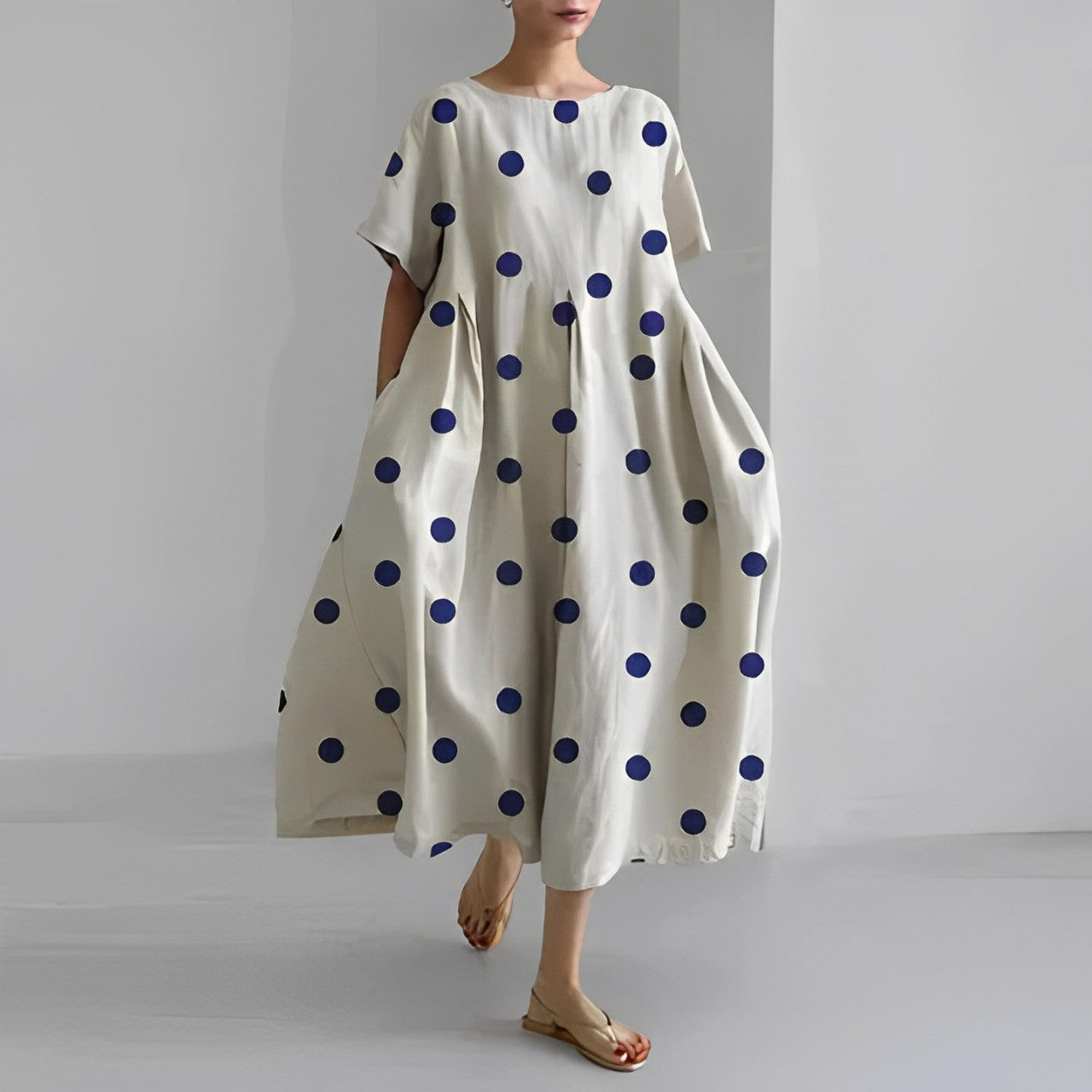 Lekka letnia maxi sukienka z akcentem w talii – Clara-Kremowy-S-Trend Polska
