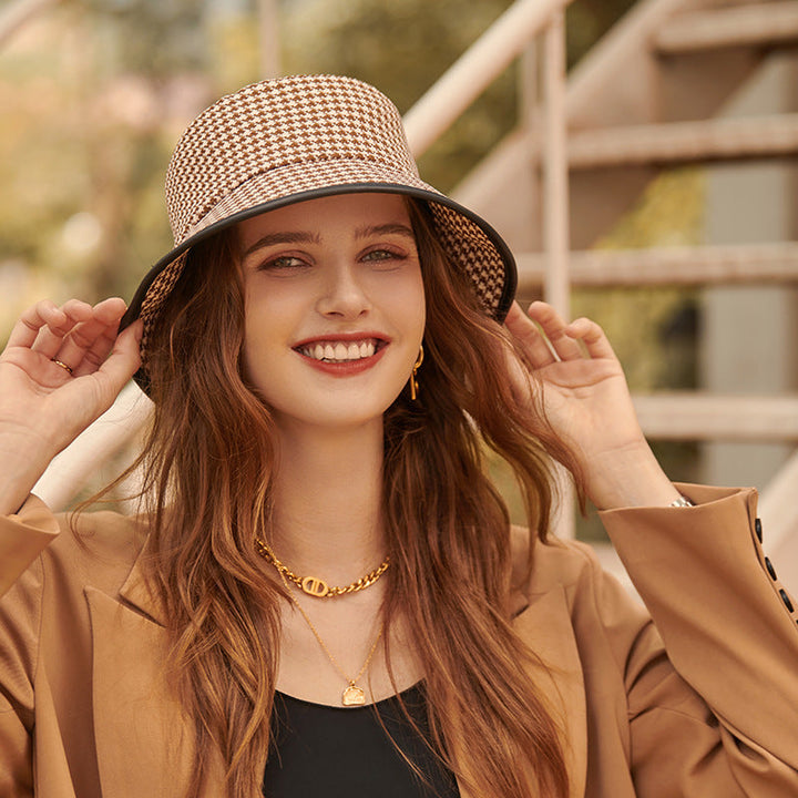 Lekki damski kapelusz typu bucket z materiału na lato – Lindsay-Czarny-Jedna rozmiar-Trend Polska