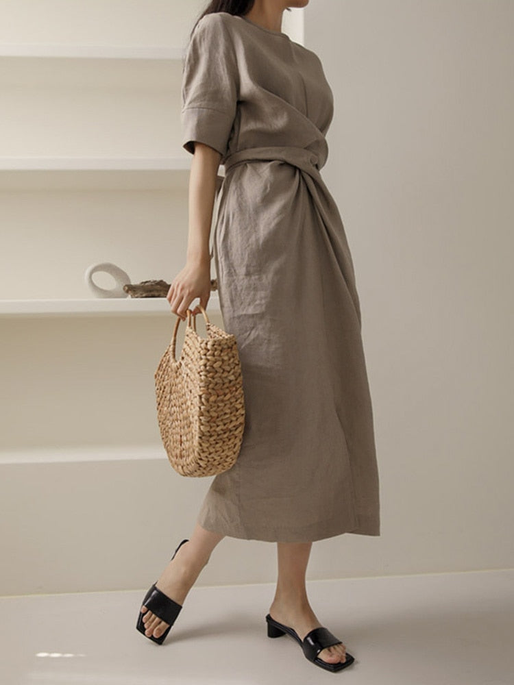 Lekki khaki letnia sukienka z regulowanym pasem – Isalie-XS-Trend Polska