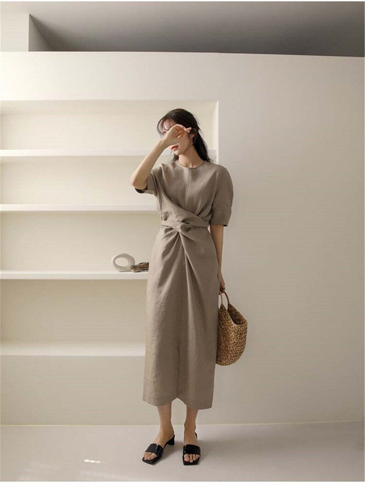 Lekki khaki letnia sukienka z regulowanym pasem – Isalie-XS-Trend Polska