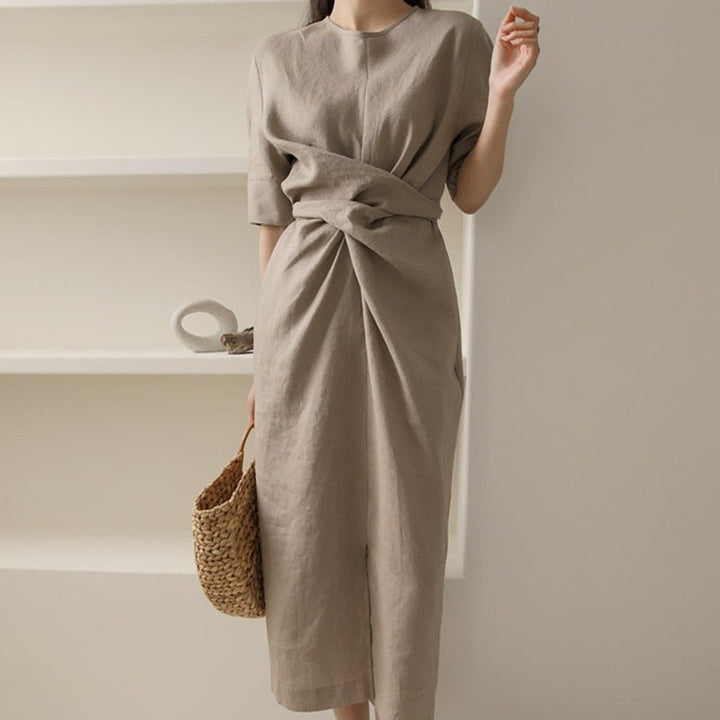 Lekki khaki letnia sukienka z regulowanym pasem – Isalie-XS-Trend Polska