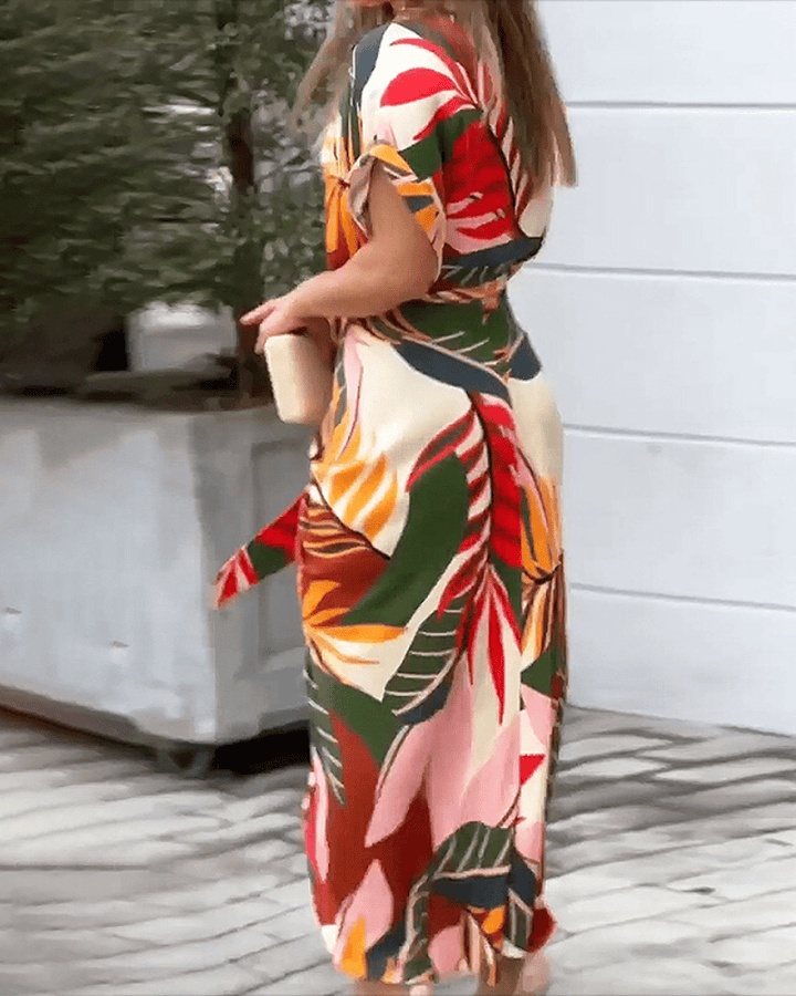 Letnia sukienka maxi z kołnierzykiem i marszczeniem - Mirella-S-Trend Polska