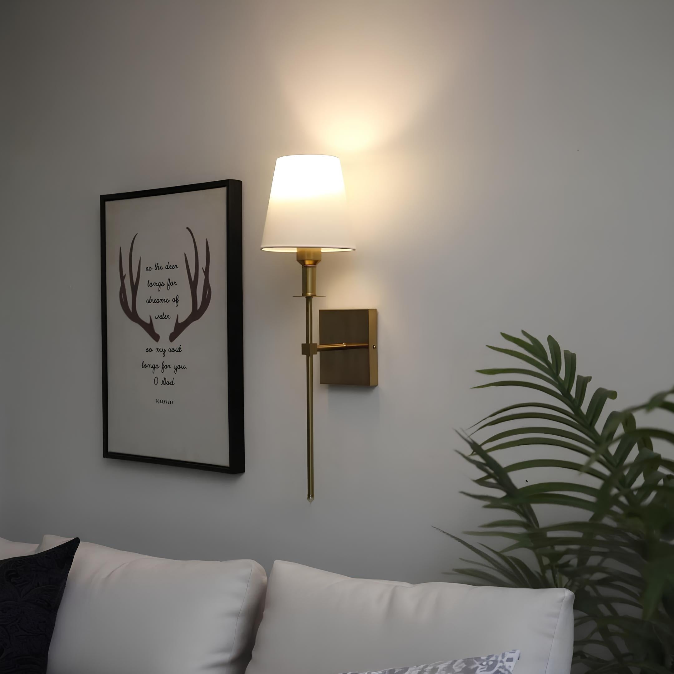 Luksusowa lampa ścienna bezprzewodowa - LumaElegance-2-Złoto-Kwadrat-Trend Polska