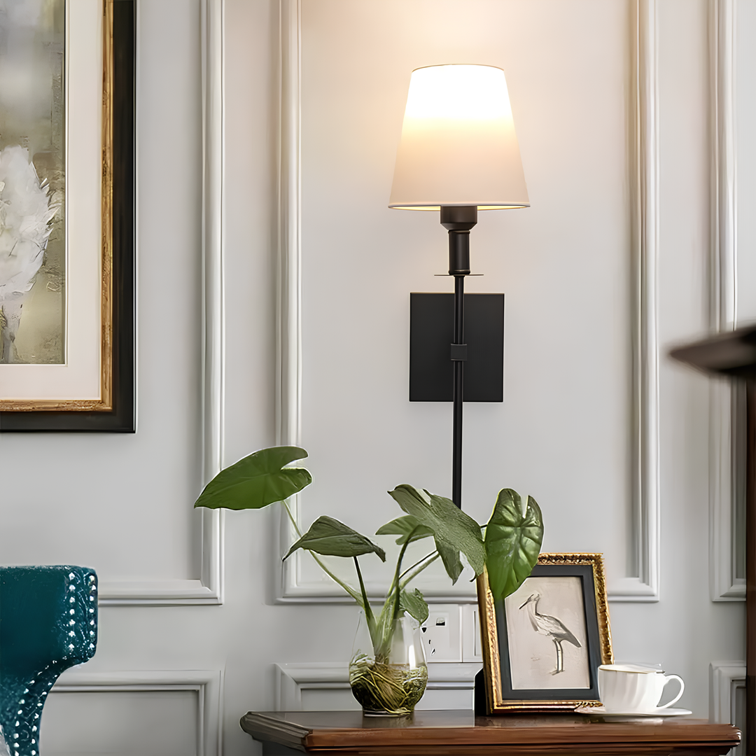 Luksusowa lampa ścienna bezprzewodowa - LumaElegance-2-Złoto-Kwadrat-Trend Polska