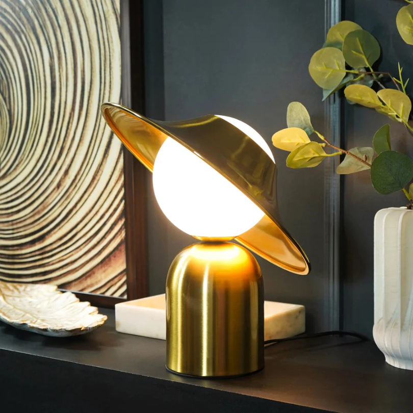 Luksusowa Metalowa Lampa Stołowa - GoldAura-Trend Polska