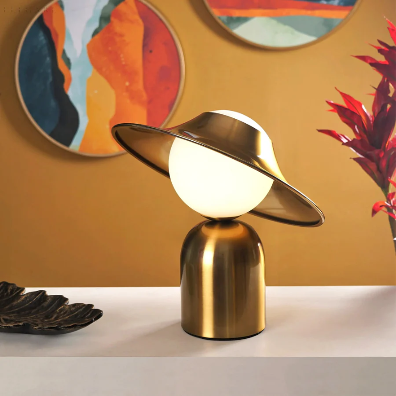 Luksusowa Metalowa Lampa Stołowa - GoldAura-Trend Polska