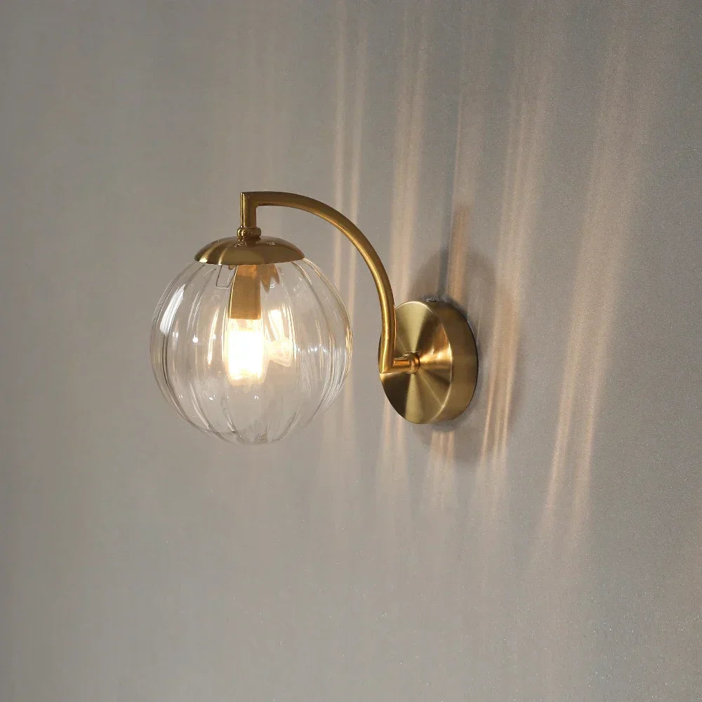 Luksusowa nowoczesna lampa ścienna ze szkła - CrystalGlow-Kawa-Trend Polska