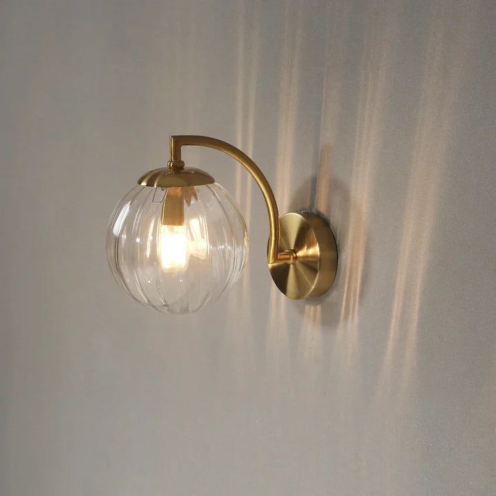 Luksusowa nowoczesna lampa ścienna ze szkła - CrystalGlow-Kawa-Trend Polska