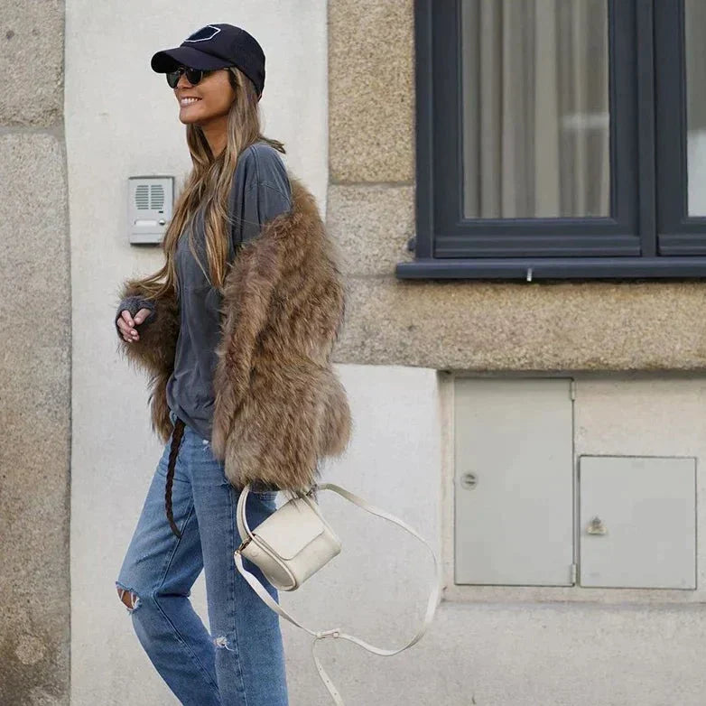 Luksusowy Pluszowy Płaszcz Damski - Clarisse-S-Trend Polska