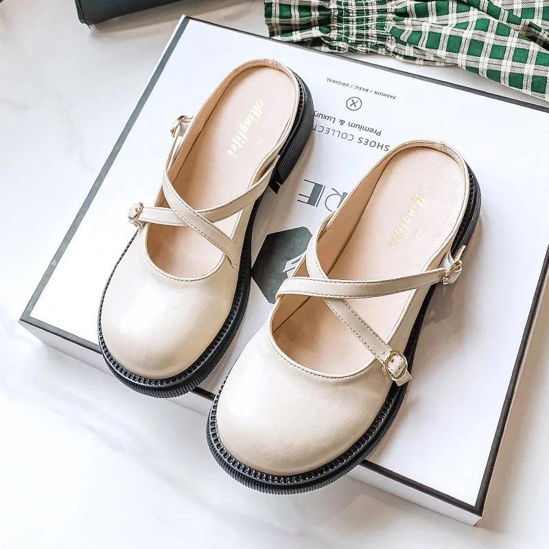 Mary Jane Pumps z eleganckim zapięciem - Clara-Ivory-35-Trend Polska