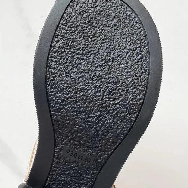 Mary Jane Pumps z eleganckim zapięciem - Clara-Ivory-35-Trend Polska