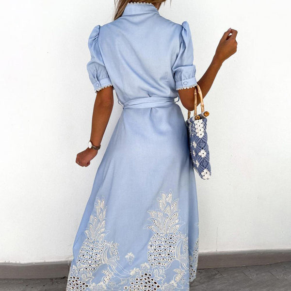 Maxi sukienka z haftem – Celeste-Biały-S-Trend Polska