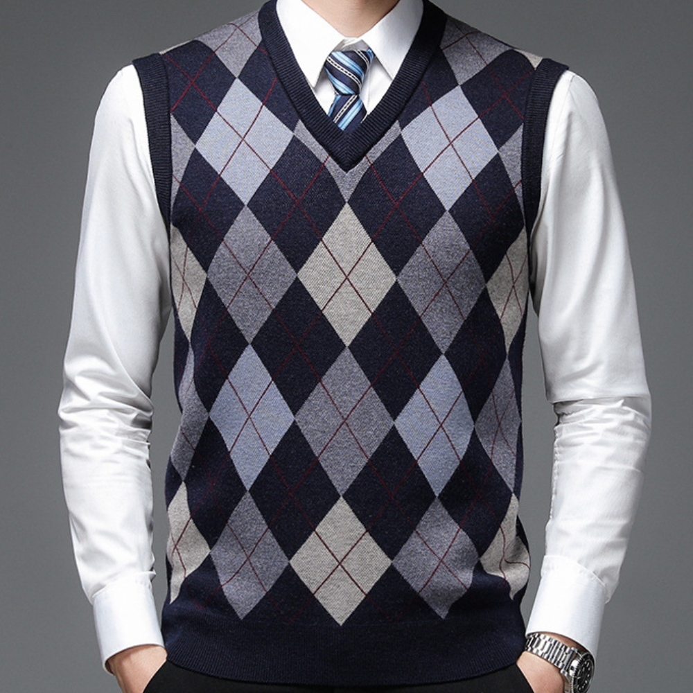 Męski sweter z eleganckim wzorem argyle - Felix-ciemnoniebieski-S-Trend Polska