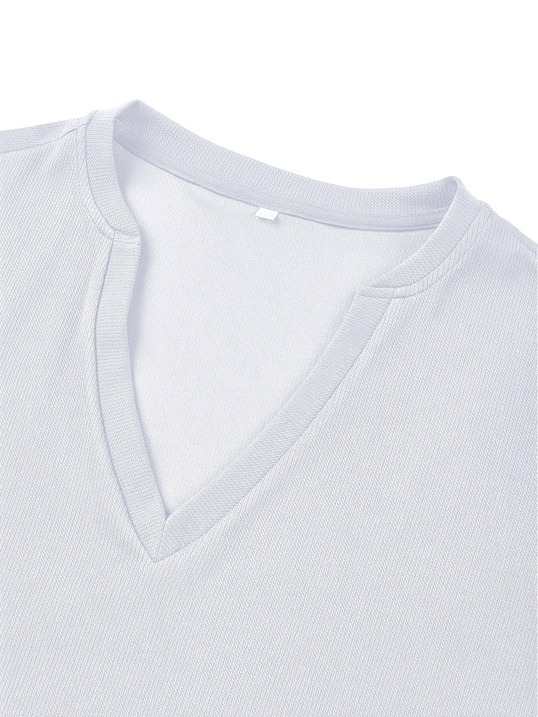 Męski T-shirt z głębokim dekoltem V i teksturą - Rafael-Biały-S-Trend Polska