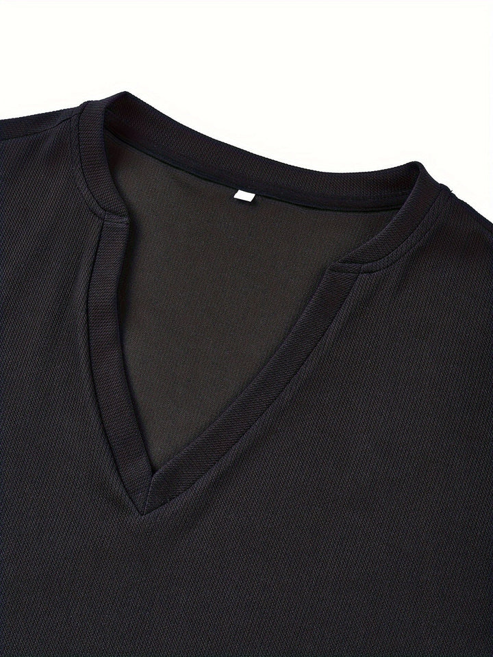 Męski T-shirt z głębokim dekoltem V i teksturą - Rafael-Biały-S-Trend Polska