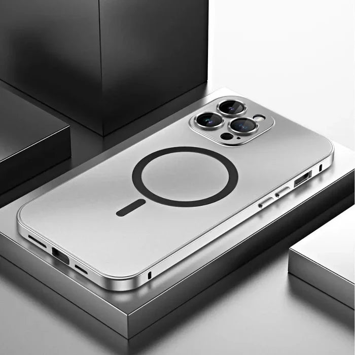 Metaliczna obudowa na iPhone - MagCase-Srebrny-iPhone 15 Pro Max-Trend Polska