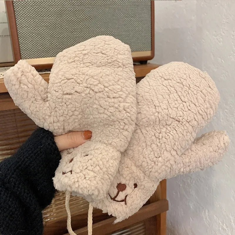 Miękkie damskie rękawice teddy - Mila-Beż B-Trend Polska