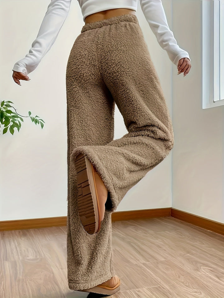 Miękkie spodnie loungewear z teddy sherpy dla kobiet – Noémie-Beżowy-S-Trend Polska