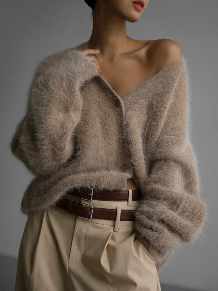 Miękko dziergany sweter damski z dekoltem w serek - Sophie-Khaki-S-Trend Polska
